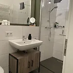 Salvia Ii Exklusiv & Smart & Terrasse Ii Dein City-apartment